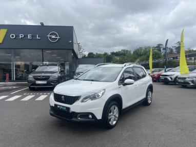 Voir le détail de l'offre de cette PEUGEOT 2008 1.2 PureTech 82ch E6.c Allure de 2019 en vente à partir de 171.15 €  / mois