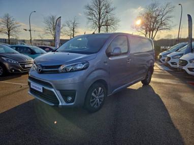 Voir le détail de l'offre de cette TOYOTA PROACE Medium 2.0 D-4D 140 Style MC22 de 2022 en vente à partir de 343.68 €  / mois