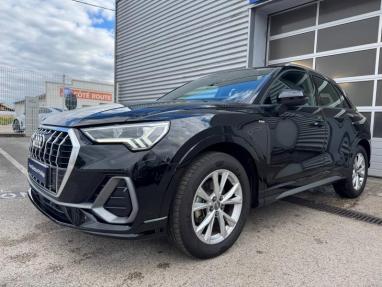 Voir le détail de l'offre de cette AUDI Q3 35 TFSI 150ch S line S tronic 7 de 2020 en vente à partir de 299.28 €  / mois