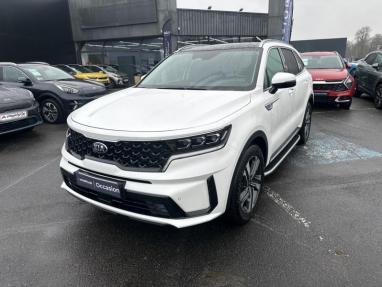 Voir le détail de l'offre de cette KIA Sorento 1.6 T-GDi 265ch PHEV Design BVA6 4x4 7 places de 2021 en vente à partir de 576.38 €  / mois