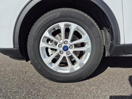 FORD Kuga 2.5 Duratec 190ch FHEV E85 Titanium BVA à vendre à Montargis - Image n°9
