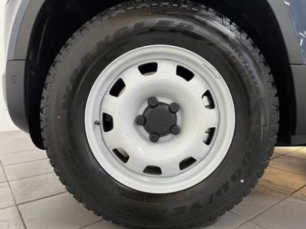 LAND-ROVER Defender 90 3.0 D200 Hard Top à vendre à Troyes - Image n°3